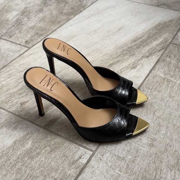 INC International Concepts Black and Gold Heels - Picture 2 of 8